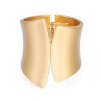 Fashion Zinc Alloy Bangle, gold color plated, fashion jewelry & for woman, golden 