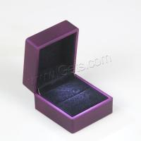 La caja plástica para anillo, Plástico, Rectángular, con luz LED, más colores para la opción, 58x63x48mm, Vendido por UD