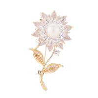 Cubic Zirconia Brooch, Brass, with Plastic Pearl, Flower, plated, micro pave cubic zirconia & for woman nickel, lead & cadmium free 