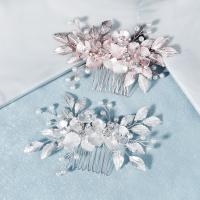 Decorative Hair Combs, Rhinestone, with Alloy & ABS Plastic Pearl & brass wire, Leaf, knit & for woman & with rhinestone 120*60mm 