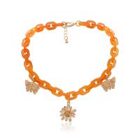 Акриловые ожерелье, цинковый сплав, с Акрил, бабочка, ювелирные изделия моды & Женский, золотой, продается Strand