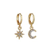 asymmetrische Ohrringe, Zinklegierung, goldfarben plattiert, Micro pave Zirkonia & für Frau, 13x27mm, verkauft von Paar