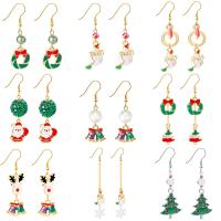 Boucles d'oreilles de Noël, alliage de zinc, avec émail, Placage, bijoux de mode & styles différents pour le choix & pour femme, plus de couleurs à choisir, Vendu par paire