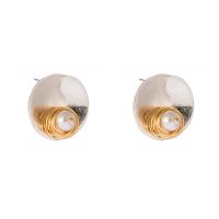 Freshwater Pearl Stud Earring, Zinc Alloy, with Freshwater Pearl, gold color plated, for woman, white 