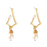 Zink Legierung Tropfen Ohrring, Zinklegierung, mit Perlen, für Frau, weiß, 18x57mm, verkauft von Paar