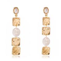 Süßwasser Perle Tropfen Ohrring, Zinklegierung, goldfarben plattiert, für Frau, weiß, 12x64mm, verkauft von Paar