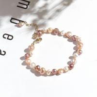 bracelet en laiton de perle d'eau douce cultivée, avec laiton, Rond, Placage, bijoux de mode & pour femme, multicolore, 190mm, Vendu par brin