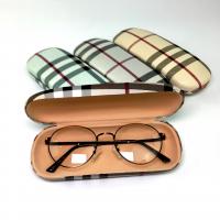 Glasses Case, Iron, with PU Leather, portable & durable, Random Color 