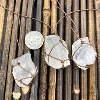 Pendentifs quartz naturel, quartz clair, fait à la main, DIY, blanc, 20-40mm, Vendu par fixé
