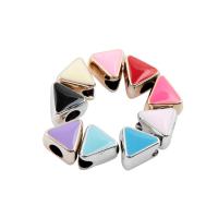 Émail acrylique perles, triangle, différentes couleurs et motifs pour le choix & DIY, plus de couleurs à choisir, 11*11*9mm Environ 4mm, Vendu par PC