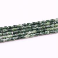 Perles en pierres aux taches vertes, Pierre de tache vert, tambour, poli, DIY Vendu par brin