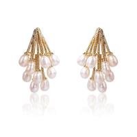 Brass Drop Earring, with Shell Pearl, gold color plated, for woman, white 