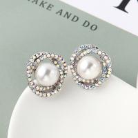 Zinc Alloy Rhinestone Stud Earring, with CRYSTALLIZED™ Crystal Pearl, fashion jewelry 15mm 