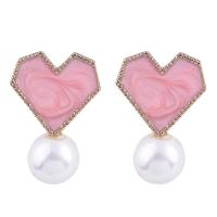 Plastic Pearl Zinc Alloy Earring, with Plastic Pearl, Heart, fashion jewelry & for woman 