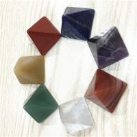 Décoration de pierre perles, Pierre naturelle, Pyramidal, poli, Couleur aléatoire Vendu par PC