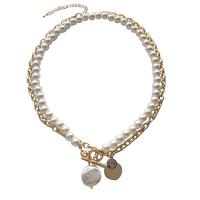 Mode-Multi-Layer-Halskette, Zinklegierung, mit Kunststoff Perlen, goldfarben plattiert, mehrschichtig & für Frau, weiß, verkauft von Strang
