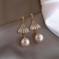 Kunststoff Perle Zink Legierung Ohrring, Zinklegierung, mit Strass & Kunststoff Perlen, Modeschmuck, weiß, verkauft von Paar