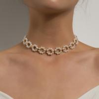 Пластиковый жемчужное ожерелье, цинковый сплав, с Пластиковая жемчужина, Другое покрытие, ювелирные изделия моды, Много цветов для выбора, продается Strand