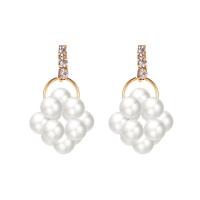 Plastic Pearl Zinc Alloy Earring, with Plastic Pearl, plated, fashion jewelry & with rhinestone, gold 