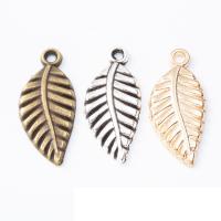 Zinc Alloy Leaf Pendants, fashion jewelry & DIY 