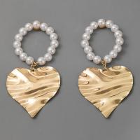 Kunststoff Perle Zink Legierung Ohrring, Zinklegierung, mit Kunststoff Perlen, Herz, Modeschmuck & unisex, 70x40mm, verkauft von Paar