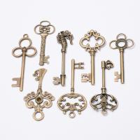 Zinc Alloy Key Pendants, plated, fashion jewelry & DIY 