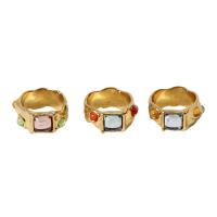 Anillo de dedo de latón, metal, con gemas de cristal, 18K chapado en oro, diverso tamaño para la opción & para mujer, más colores para la opción, tamaño:6-8, Vendido por UD