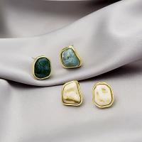 Boucle d'oreille résine zinc alliage, alliage de zinc, avec résine, Placage, bijoux de mode & pour femme, plus de couleurs à choisir Vendu par paire