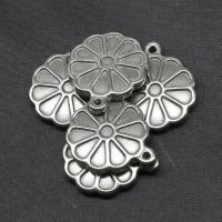 Stainless Steel Flower Pendant, silver color plated 