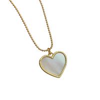 Shell Necklace, Brass, with White Shell, with 1.96 lnch extender chain, Heart, 18K gold plated & for woman Approx 17.72 Inch 