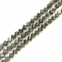 Goldene Pyrit Perlen, Rhombus, poliert, DIY, grün, Länge:38 cm, verkauft von Strang