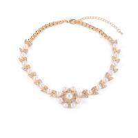 Rhinestone Zinc Alloy Necklace, with Plastic Pearl, for woman & with rhinestone, golden Inch 