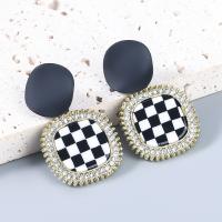 Resin Zinc Alloy Earring, with acrylic rhinestone & Resin, fashion jewelry & for woman, white and black 