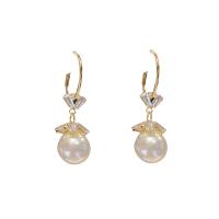 Plastic Pearl Zinc Alloy Earring, with Cubic Zirconia & Plastic Pearl, 925 thailand sterling silver earring lever back clip, gold color plated, for woman 