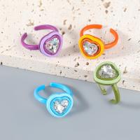 Acrylic Zinc Alloy Finger Ring, with Acrylic, Heart, fashion jewelry & for woman 