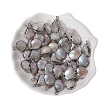 pendentif en laiton de perle d'eau douce cultivée, avec laiton, larme, couleurs mélangées Vendu par PC