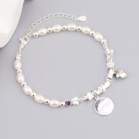 Bracelets en laiton, avec perle de plastique, Placage de couleur argentée, pour femme Environ 8.85 pouce, Vendu par PC