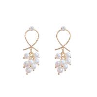 Plastic Pearl Zinc Alloy Earring, with Plastic Pearl, gold color plated, fashion jewelry & with rhinestone, golden 