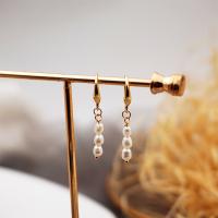 Boucles d'oreilles d'eau douce de Perle , laiton, avec perle, bijoux de mode & pour femme, doré, 35mm, Vendu par paire