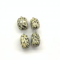 Pendentifs en pierre zèbre, Dalmate, avec fer, pepite, poli, couleurs mélangées, 17-24mm, Vendu par PC