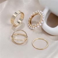 Zink-Legierung Ring Set, Zinklegierung, mit Kunststoff Perlen, plattiert, 4 Stück & für Frau, keine, 18mm, 19mm, 25mm, Größe:8-9, verkauft von setzen