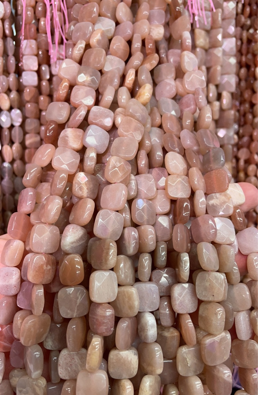Mondstein Perlen, Quadrat, verschiedene Größen vorhanden & facettierte, Bohrung:ca. 1mm, Länge:ca. 15.5 ZollInch, verkauft von Strang