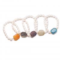Cultured Freshwater Pearl Brass Bracelet, with Agate & Brass, gold color plated, fashion jewelry 8-9mm .48 Inch 