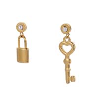 asymmetrische Ohrringe, Titanstahl, mit ABS-Kunststoff-Perlen, Lock and Key, für Frau, goldfarben, 10x25mm,10x35mm, verkauft von Paar