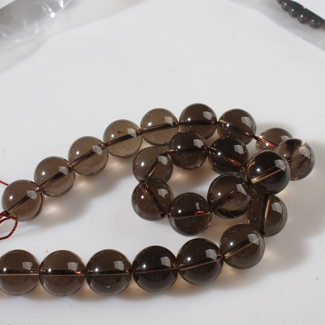 Natürliche Rauchquarz Perlen, rund, verschiedene Größen vorhanden, Grade AAAAA, Bohrung:ca. 1mm, Länge:ca. 15.5 ZollInch, verkauft von Strang