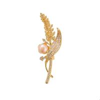 Freshwater Pearl Brooch, Brass, with Freshwater Pearl, Wheat, 18K gold plated, Unisex & micro pave cubic zirconia 