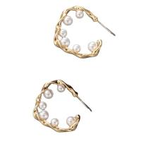 Kunststoff Perle Zink Legierung Ohrring, Zinklegierung, mit Kunststoff Perlen, für Frau, goldfarben, 35x30mm, verkauft von Paar