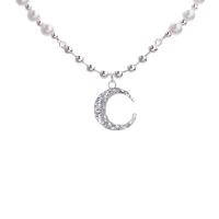 Латунь Ожерелье, с Пластиковая жемчужина, Луна, плакирован серебром, ювелирные изделия моды & Женский длина:Приблизительно 17.5 дюймовый, продается PC