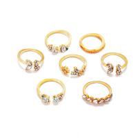 Zinc Set anillo de aleación, aleación de zinc, anillo de dedo, para mujer & con diamantes de imitación, dorado, aproximado 7PCs/Set, Vendido por Set