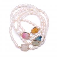 Bracelets de Perles Agate, perle d'eau douce cultivée, avec Agate & laiton, Placage de couleur d'or, pour femme & facettes, plus de couleurs à choisir, 4-5mm Environ 7.48 pouce, Vendu par PC